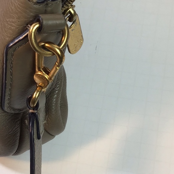 Marc by Marc Jacobs Taupe Leather Natasha Crossbody Shoulder Bag - Picture 4 of 8